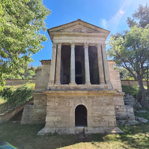 Temple of Clitunno 1