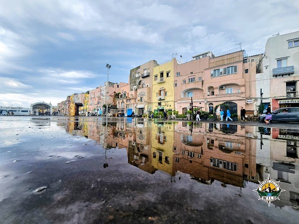 Piazza Marina Grande 3
