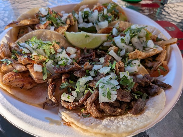 Kike's Taqueria 4