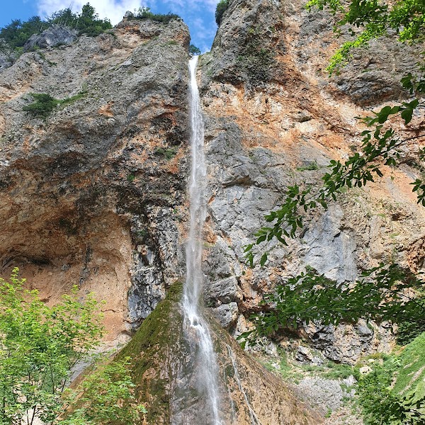 Rinka Waterfall