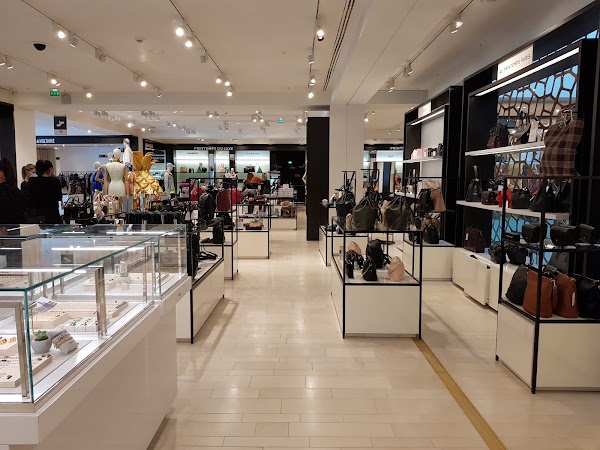 Shopping Promenade 4