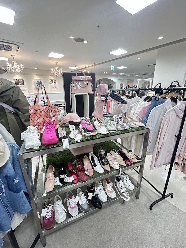 Komehyo Nagoya Main Store Main Building 4