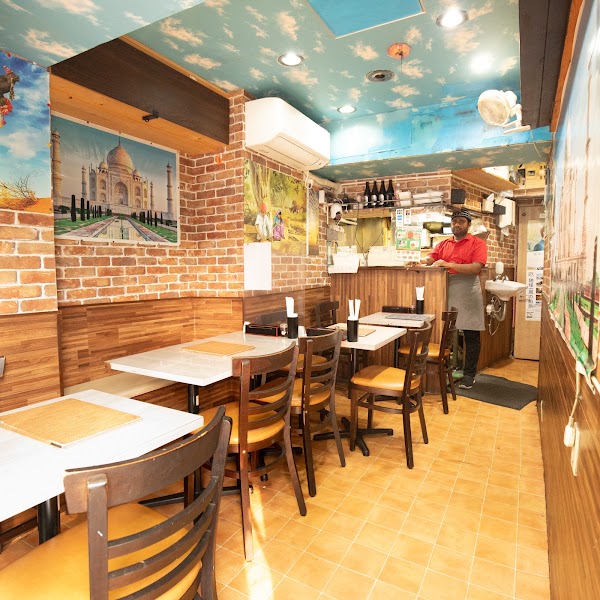 Mini Indian Restaurant (Shinjuku)ミニインドレストラン 1