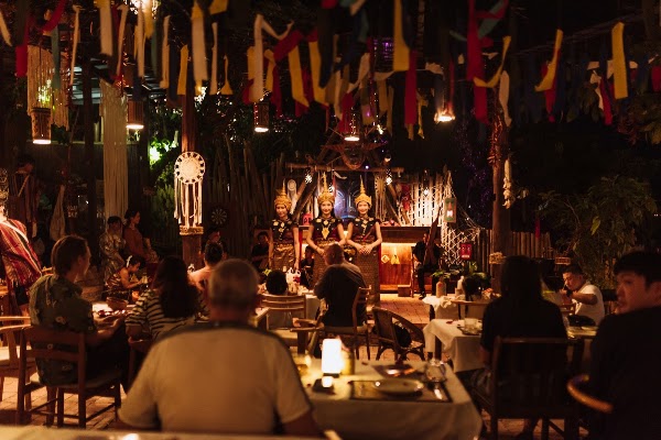 Jungala Lounge Bar 1