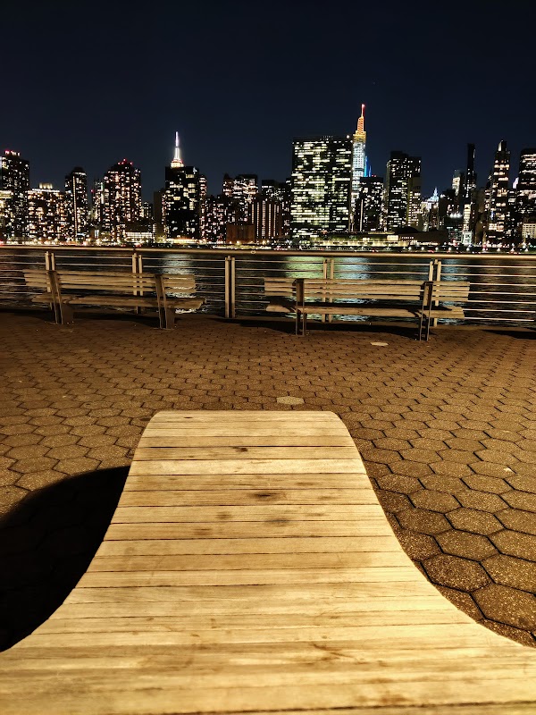 Hunters Point 4