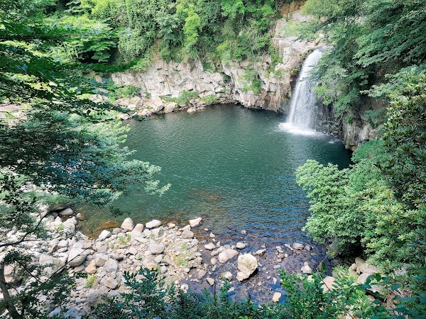 Cheonjeyeon Waterfalls 5