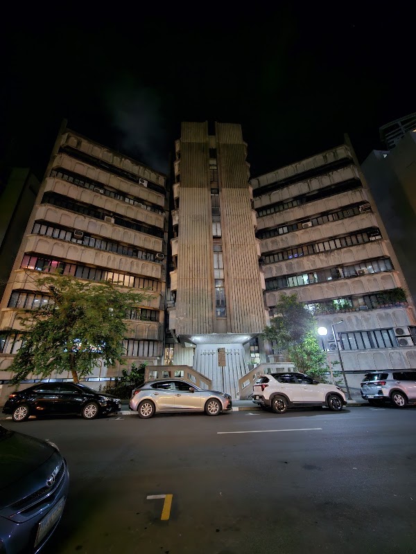 Legazpi Towers 100