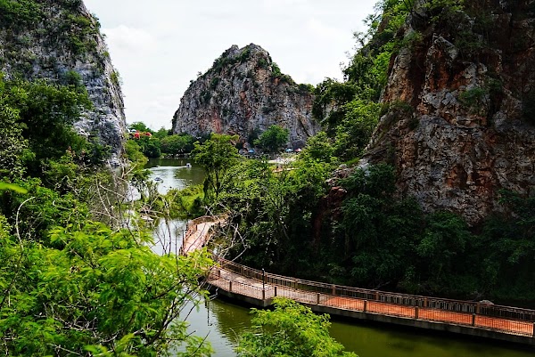 Khao Ngu Stone Park North