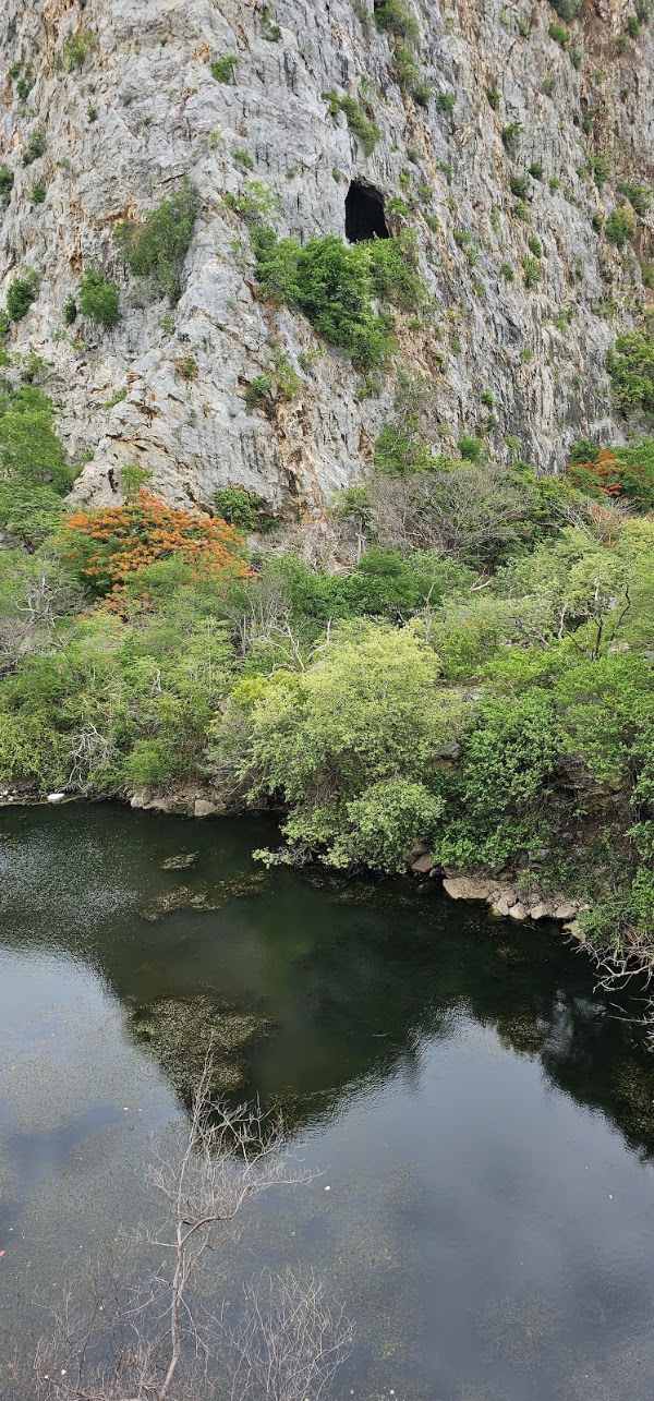Khao Ngu Stone Park North 2