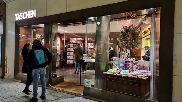 TASCHEN Store Paris