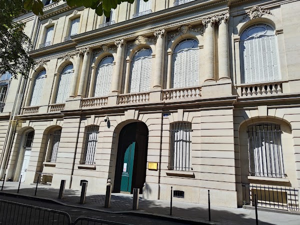 中国驻法国大使馆领事侨务处 Service consulaire de l'Ambassade de la Republique populaire de Chine en Republique francaise