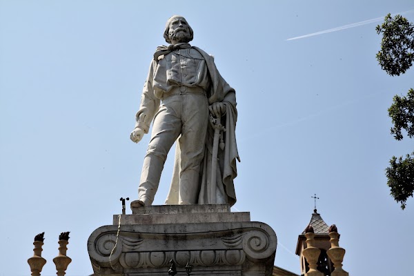 Place Giuseppe Garibaldi 3