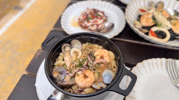 Sr. Manuel - Seafood Bar 2
