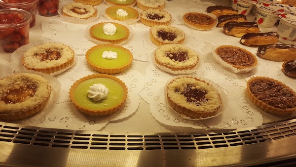 Cafe Beignet, Royal Street 5