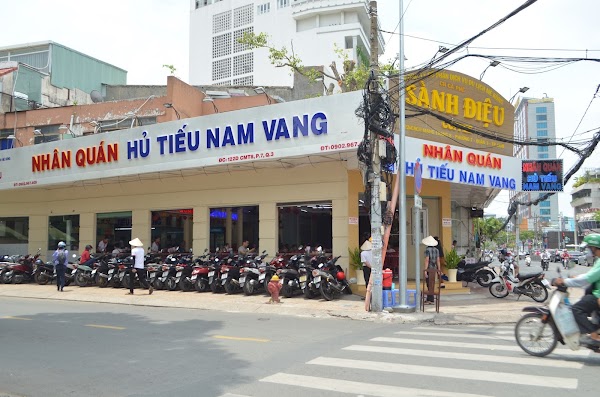 Nhan Restaurant - Phnom Penh Style Rice Noodle Soup