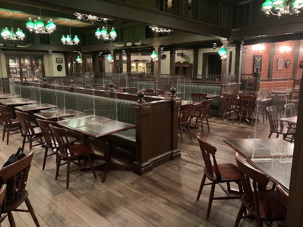 Hungry Bear Restaurant