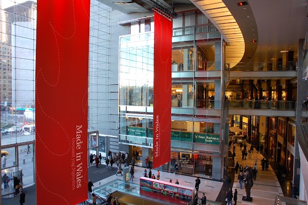 The Shops at Columbus Circle 4
