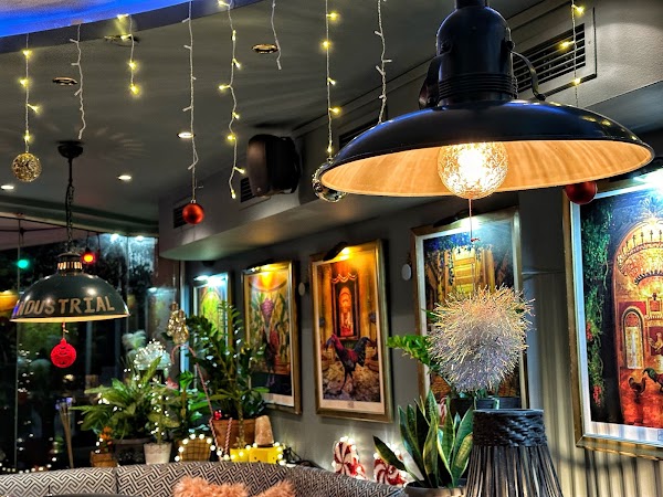 Carnivale Funky Gastrotaverna 1