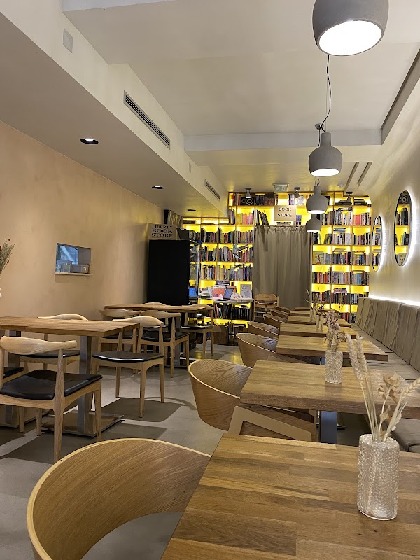 Liberty: brunch, coffee & books 2
