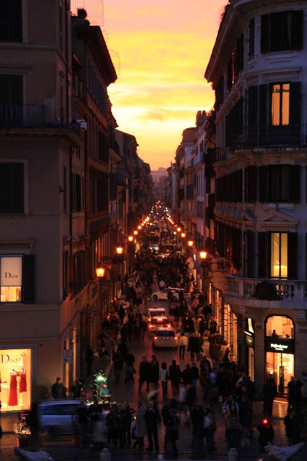 Via dei Condotti 2