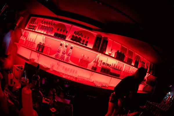 HENZ CLUB 1