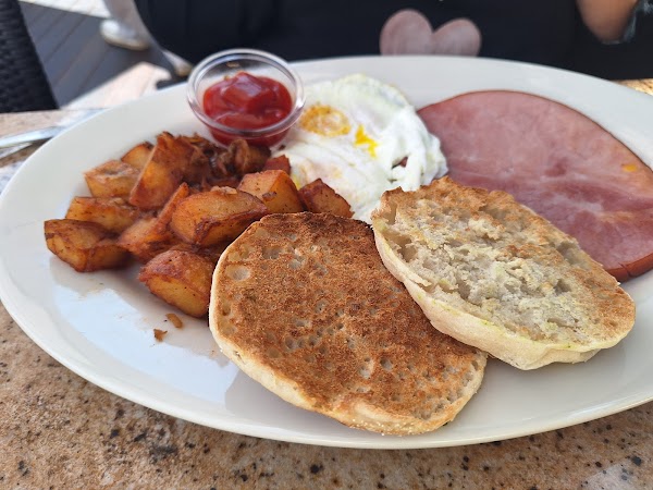 The Cheesecake Factory 3