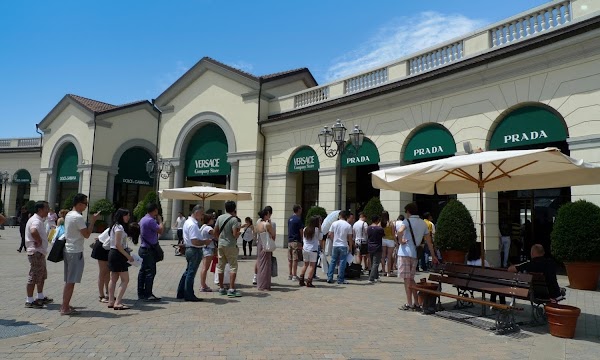 Burberry Outlet