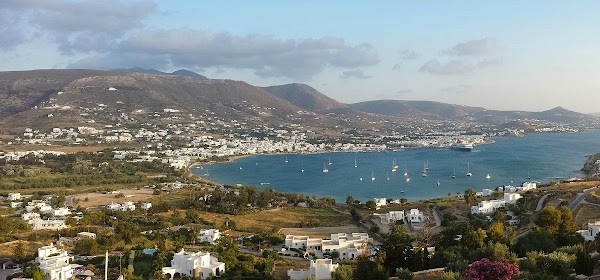 Paros 4
