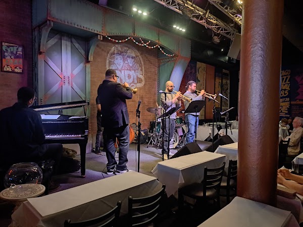 Andy's Jazz Club & Restaurant 5
