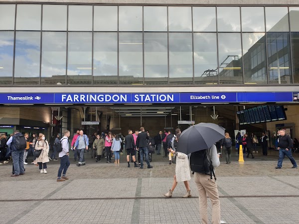 Farringdon Station 4