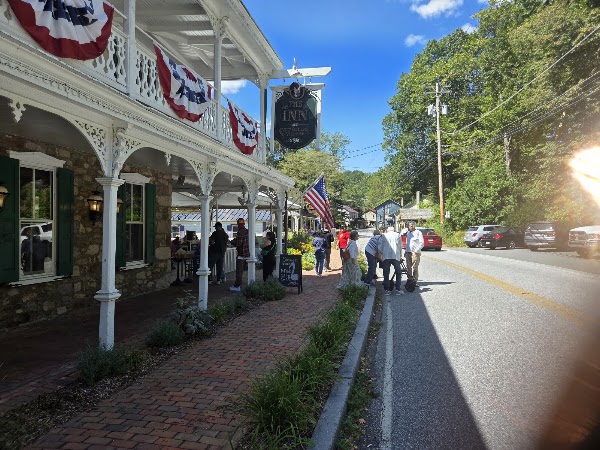 The Inn at St Peter's Village 2