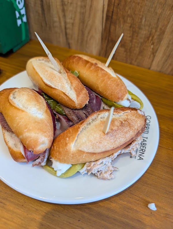 Gorriti Taberna 3