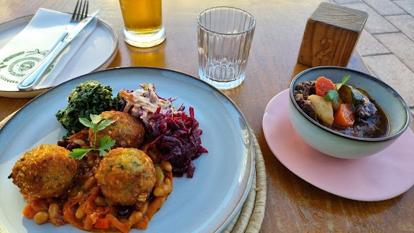Seven Colours Eatery 3
