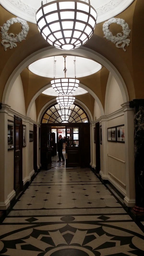 Chelsea Old Town Hall 2
