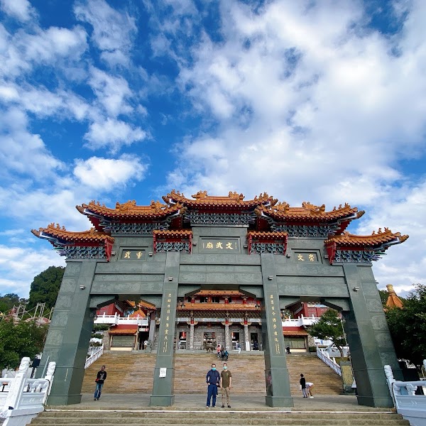 Longfeng Temple