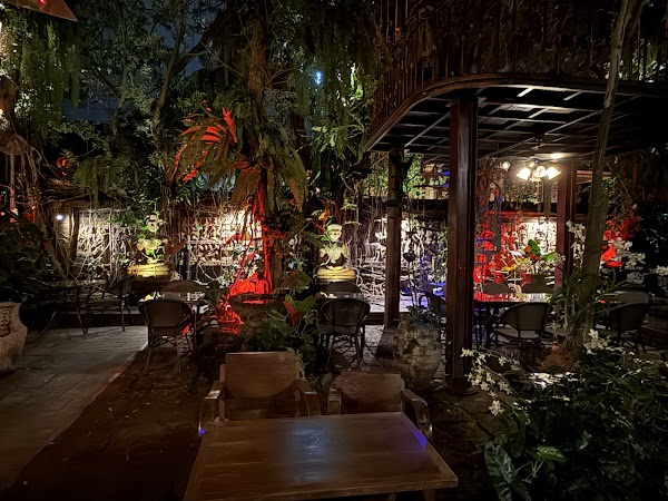The FACES Gallery & Gastro Bar