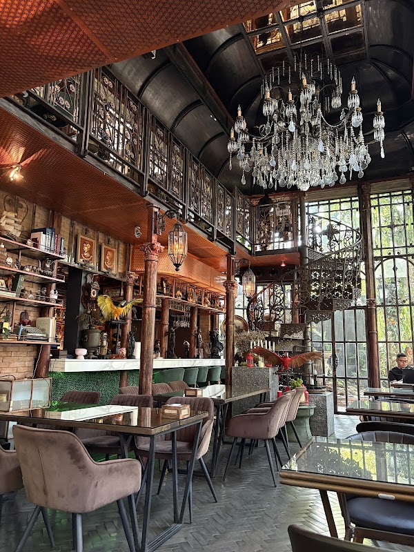 The FACES Gallery & Gastro Bar 2