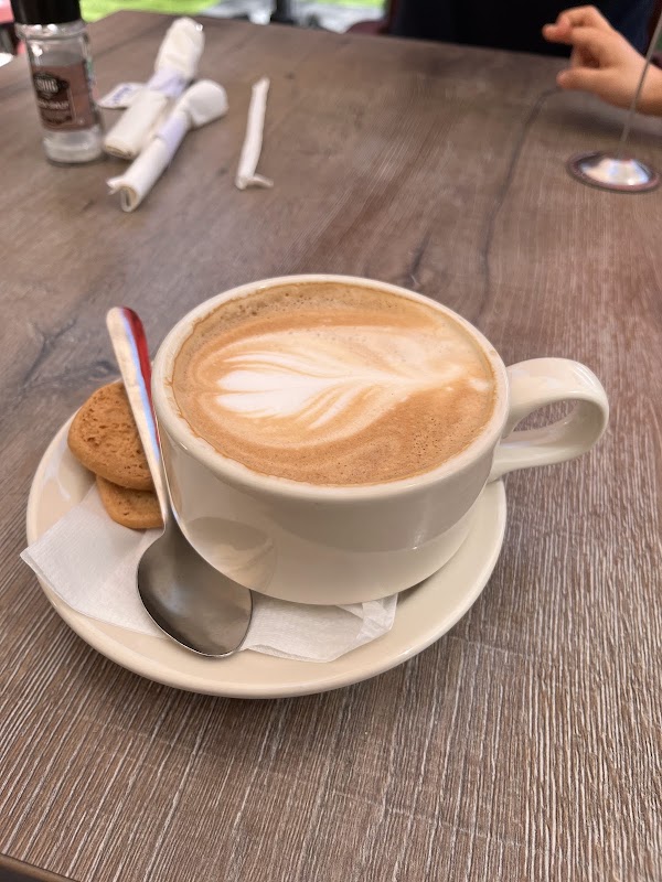 Empire Café 2