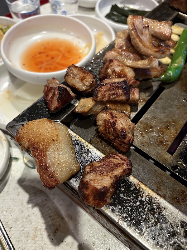 하여금 흑돼지 전문점 4