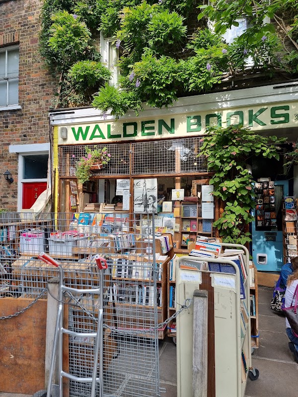 Walden Books 5