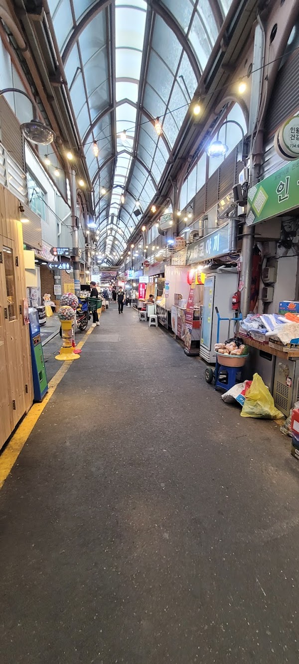 Tongin Market Lunchbox Cafe 1