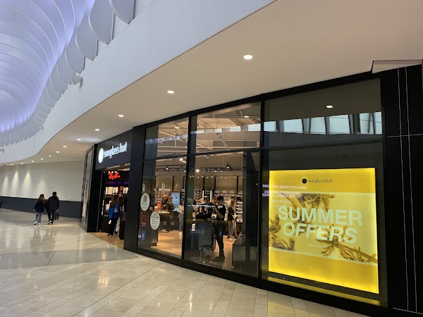 Outlet Shopping at The O2 1