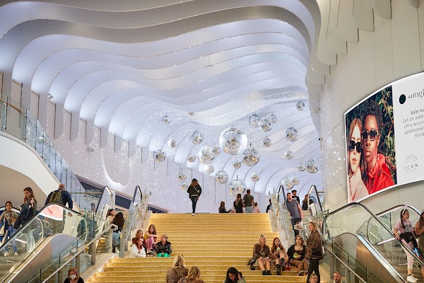 Outlet Shopping at The O2 5