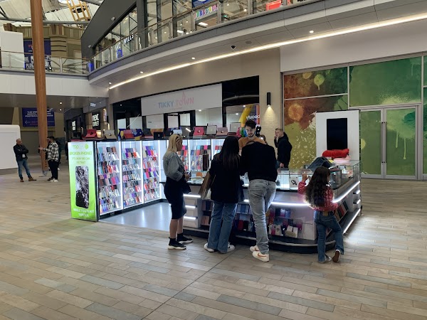 Outlet Shopping at The O2 2