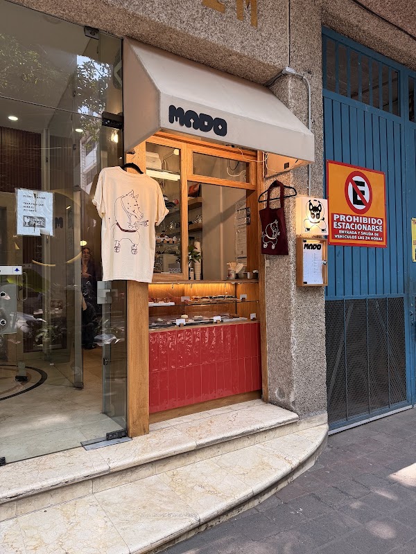 MADO CAFÉ