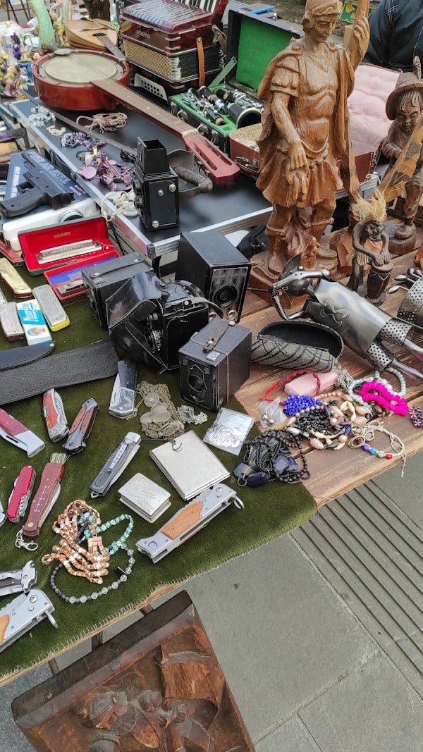 Bolšji sejem • Flea Market Ljubljana 3