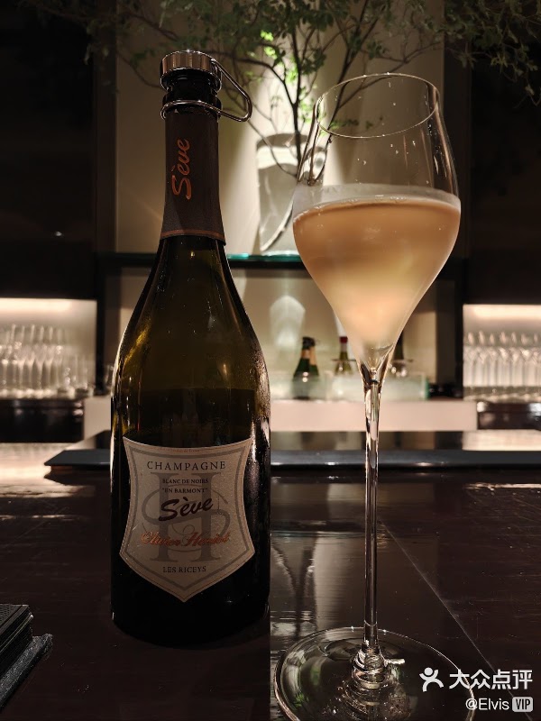 Cave de Champagne Divin 2