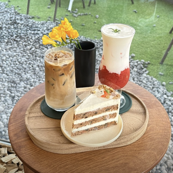 홍대 카페 플로라운지 Hongdae Cafe Flo Lounge 弘大咖啡厅 | 弘大カフェ 4