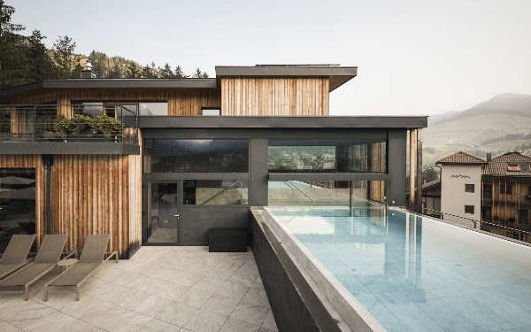 Excelsior Dolomites Life Resort