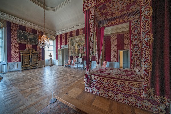 Maisons-Laffitte Castle 4
